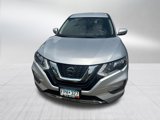 Used 2018 Nissan Rogue S image 2