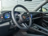 Certified 2025 Porsche Macan Electric image 4
