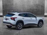 New 2025 Chevrolet Trax LT w/ LT Convenience Package image 2