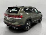New 2025 Volkswagen Atlas SE image 3