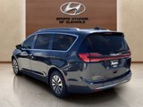 Used 2021 Chrysler Pacifica Touring-L image 4