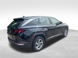 Used 2023 Hyundai Tucson SE image 5