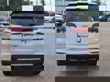 Used 2022 Chevrolet Equinox LT w/ Driver Convenience Package image 5