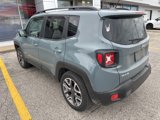 Used 2017 Jeep Renegade Latitude w/ Cold Weather Group image 2