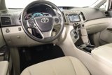 Used 2015 Toyota Venza image 2