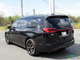 Used 2024 Chrysler Pacifica Touring-L w/ S Appearance Package image 3