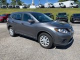 Used 2016 Nissan Rogue S image 2