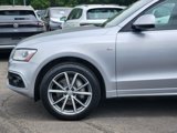 Used 2017 Audi Q5 3.0T Premium Plus w/ Technology Package image 2