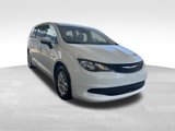 Used 2023 Chrysler Voyager LX image 2