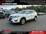 Used 2018 Nissan Rogue SV image 2