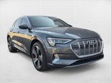 Used 2019 Audi e-tron Prestige w/ Prestige Package image 3