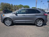 Used 2022 Ford Edge Titanium image 2