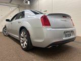 Used 2020 Chrysler 300 Touring w/ Chrome Appearance Package image 4