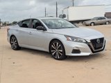 Used 2019 Nissan Altima 2.5 SR w/ SR Premium Package image 3