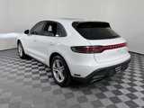 Certified 2023 Porsche Macan image 3