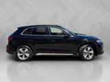 Used 2024 Audi Q5 2.0T Premium w/ Convenience Package image 3