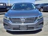 Used 2021 Volkswagen Passat 2.0T SE image 2