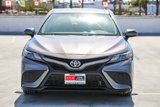 Used 2021 Toyota Camry SE image 2
