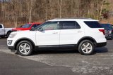 Certified 2017 Ford Explorer XLT image 3