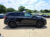 Used 2019 Toyota Highlander SE image 5
