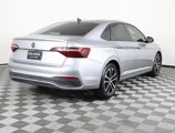 Used 2023 Volkswagen Jetta Sport image 4