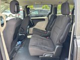 Used 2018 Dodge Grand Caravan SE w/ UConnect Hands-Free Group image 6