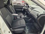 Used 2018 Nissan Rogue SV image 5