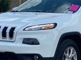 Used 2018 Jeep Cherokee Latitude Plus w/ Comfort/Convenience Group image 4