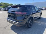 Used 2025 Nissan Rogue SV image 3