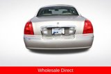 Used 2011 Lincoln Town Car Signature Limited image 3