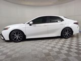 Used 2022 Toyota Camry SE image 4