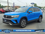 Used 2022 Volkswagen Taos SE w/ Panoramic Sunroof Package image 3