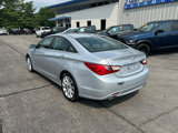 Used 2011 Hyundai Sonata SE w/ Navigation & Sunroof Pkg 4 image 5