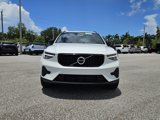 New 2026 Volvo XC40 B5 Core image 2