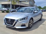 Used 2022 Nissan Altima 2.5 SV image 2