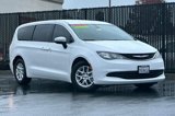 Used 2017 Chrysler Pacifica LX image 2