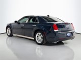 Used 2017 Chrysler 300 C image 4