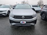 New 2024 Volkswagen Tiguan SE R-Line image 3
