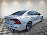 Used 2022 Volvo S60 B5 Momentum w/ Premium Package image 3