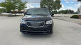 Used 2016 Chrysler Town & Country Touring w/ Driver Convenience Group image 3