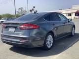 Used 2020 Ford Fusion SE image 4