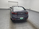Used 2017 Kia Cadenza Technology image 6