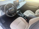Used 2020 Toyota Corolla LE image 2