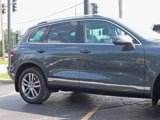 Used 2016 Volkswagen Touareg VR6 image 4