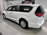 Used 2017 Chrysler Pacifica Touring-L image 6
