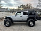Used 2015 Jeep Wrangler Unlimited Rubicon w/ Connectivity Group image 5
