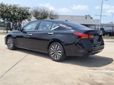 Used 2023 Nissan Altima 2.5 SV image 5