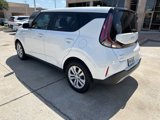Certified 2023 Kia Soul LX image 6