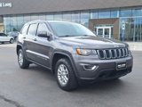 Used 2019 Jeep Grand Cherokee Laredo image 1