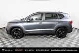 Used 2023 Volkswagen Taos SE image 2